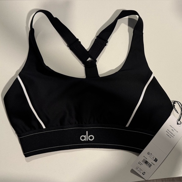 ALO Yoga Set - Picture 2 of 5